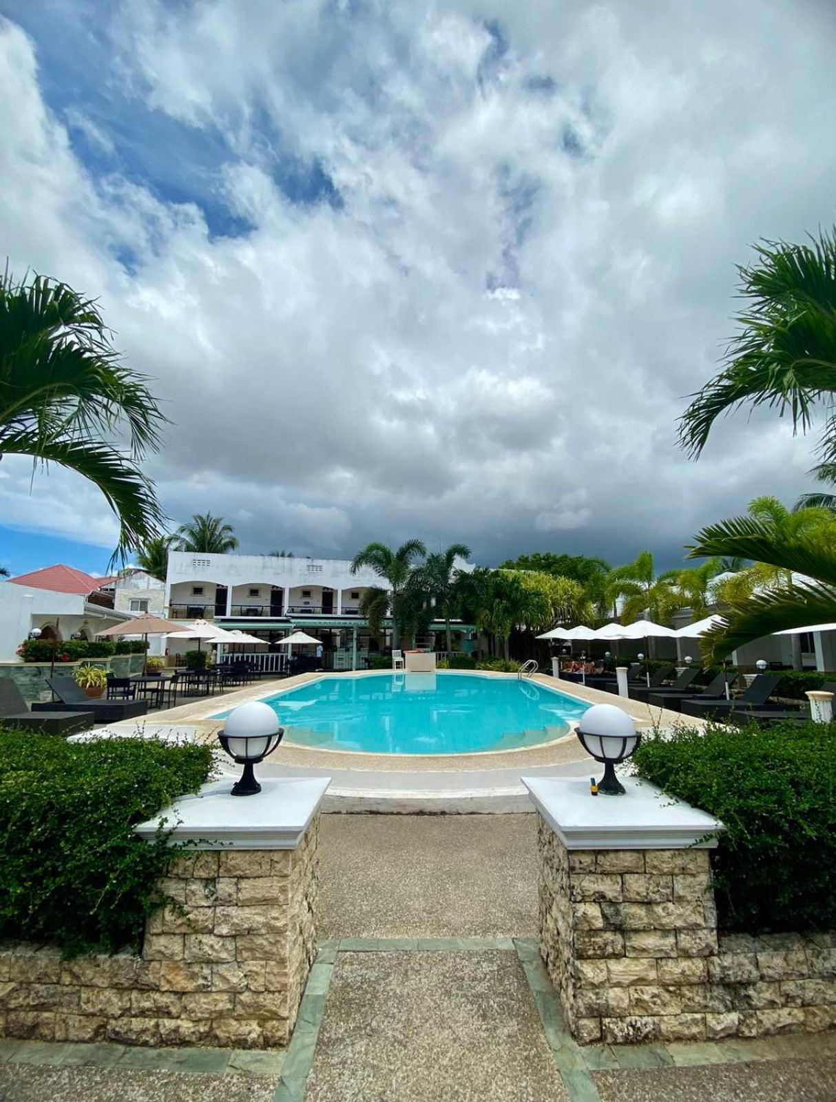 Panglao Regents Park Resort Zewnętrze zdjęcie