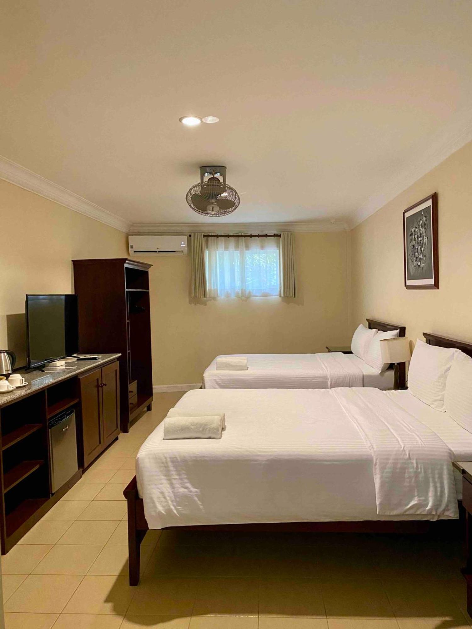 Panglao Regents Park Resort Zewnętrze zdjęcie