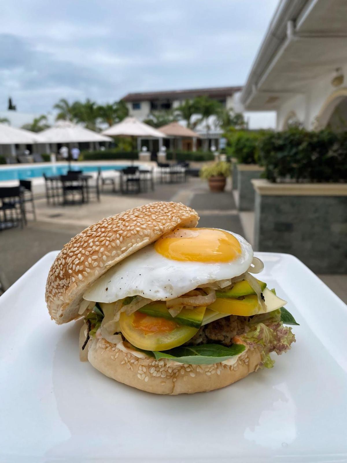 Panglao Regents Park Resort Zewnętrze zdjęcie