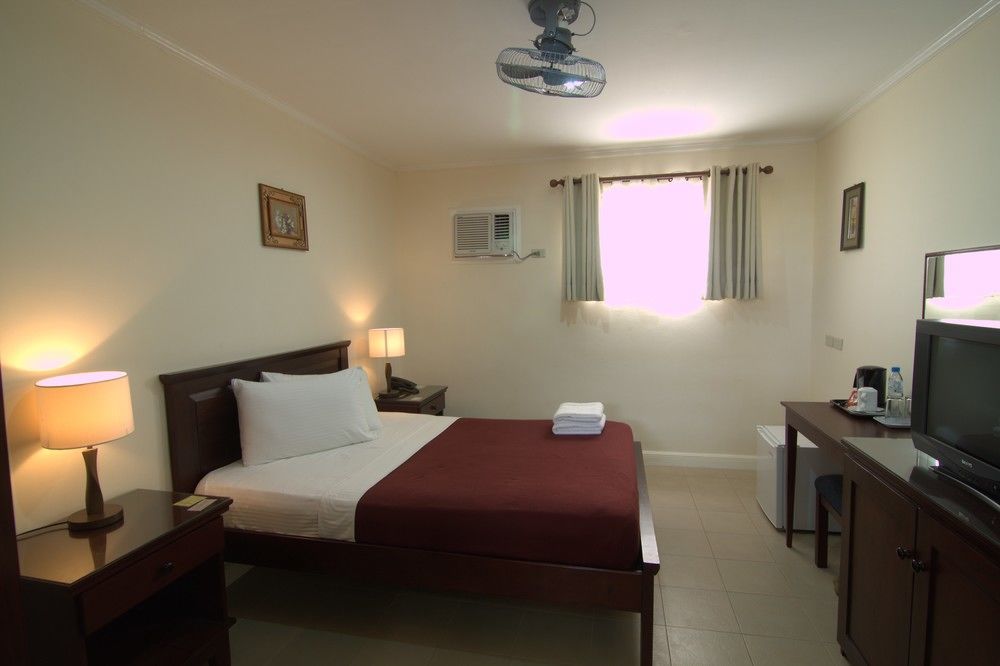 Panglao Regents Park Resort Zewnętrze zdjęcie