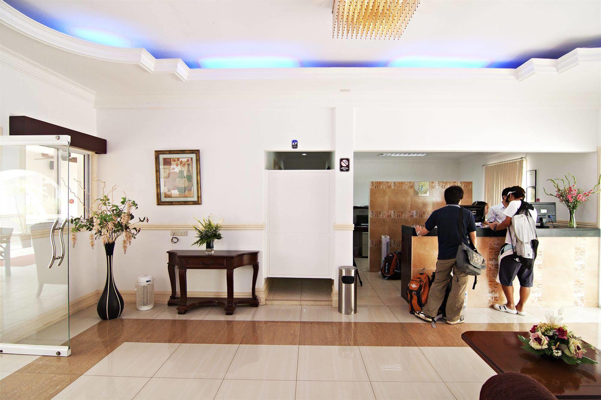 Panglao Regents Park Resort Zewnętrze zdjęcie
