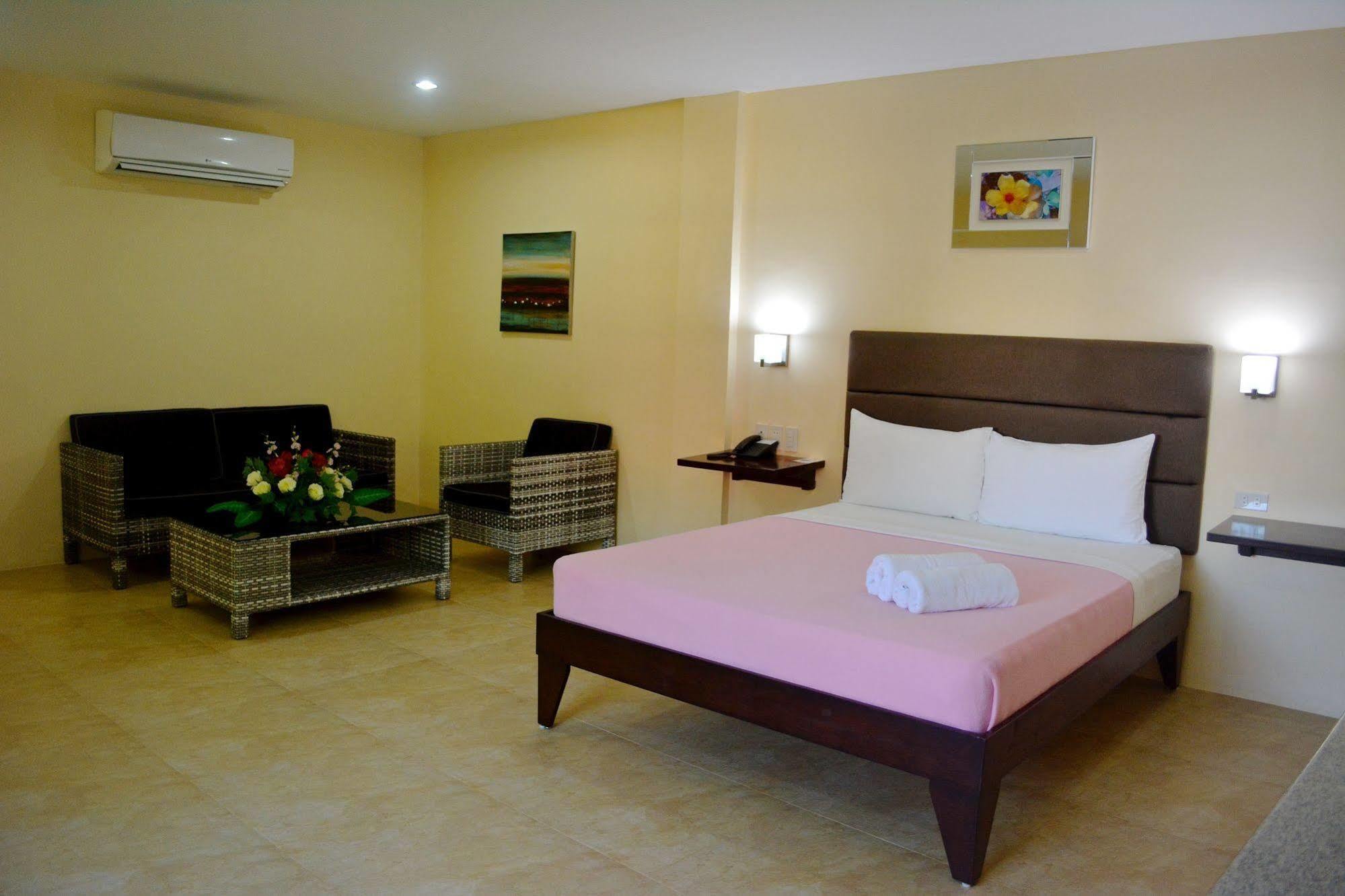 Panglao Regents Park Resort Zewnętrze zdjęcie